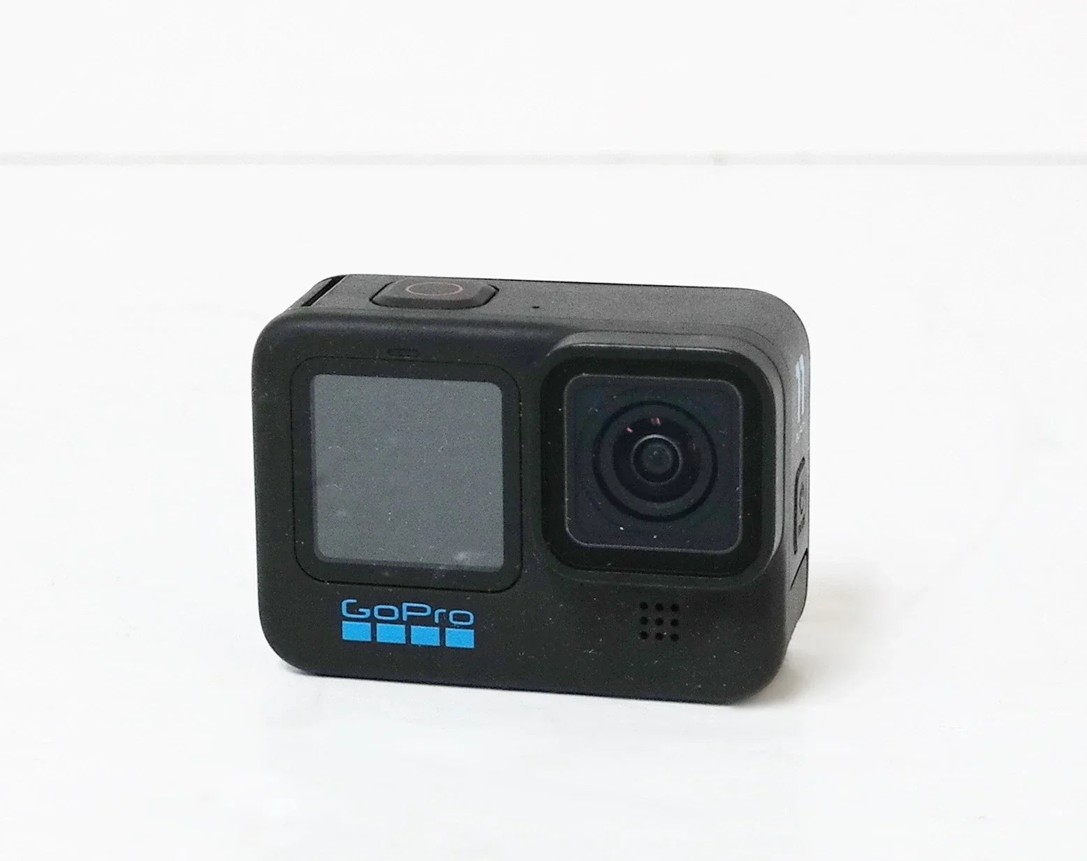 GoPro HERO11 Black Action Camera CHDHX-112-TH - Black ISSUE